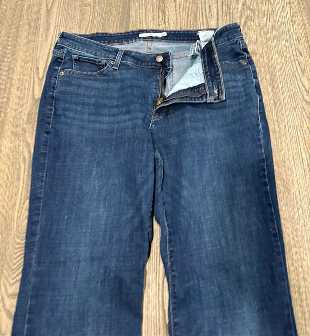 Levi's Strauss & Co. Women's Whisker 415 Classic Bootcut Jeans Blue Size 18W